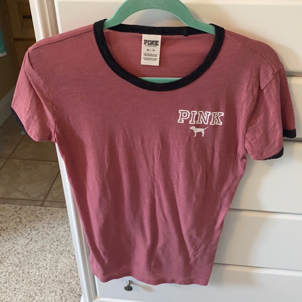 VS pink fitted tee